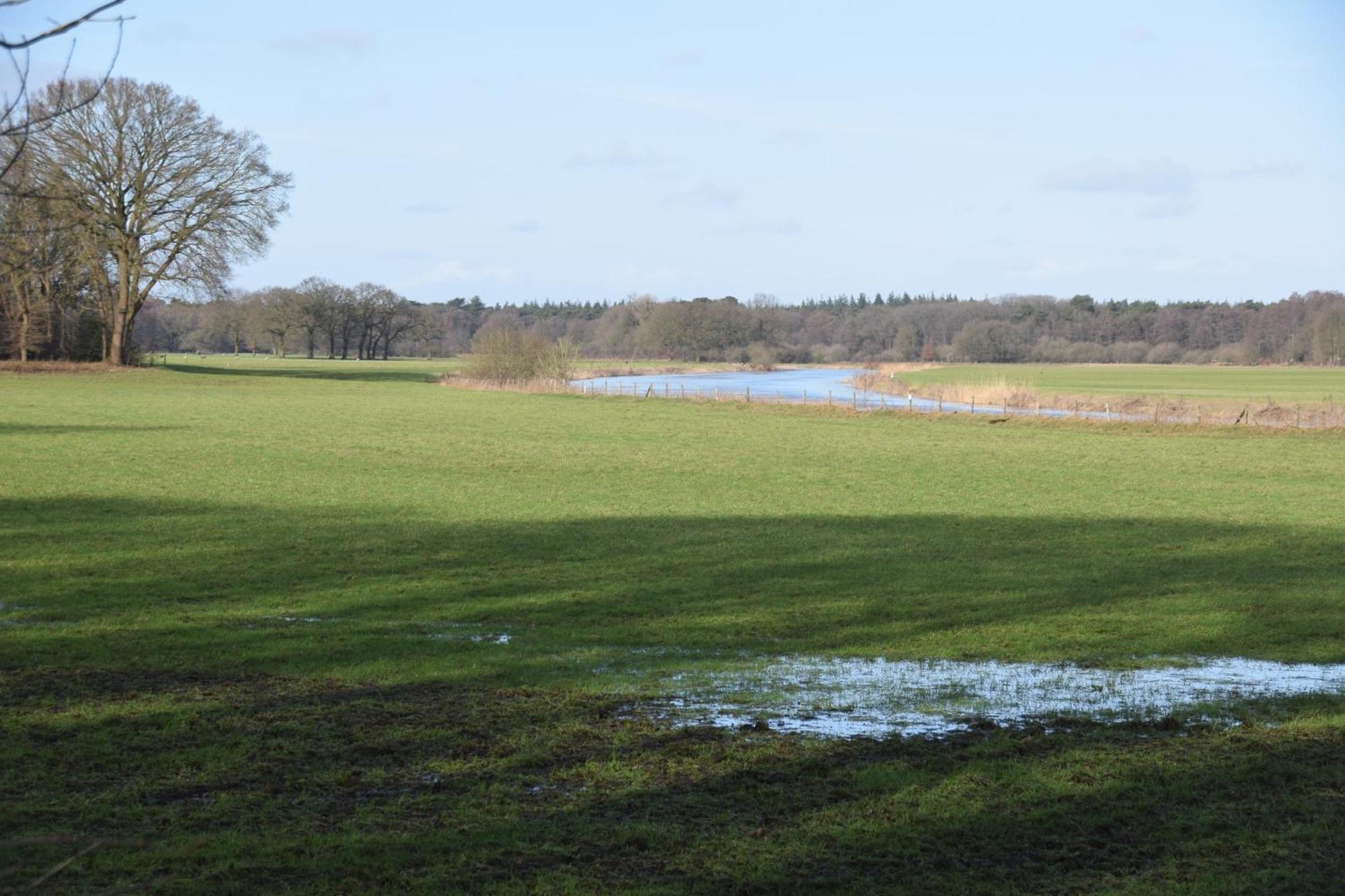 Vakantiehuis De Veldhoen Vrijgelegen Nabij De Rivier De Vecht Beerze Exterior photo