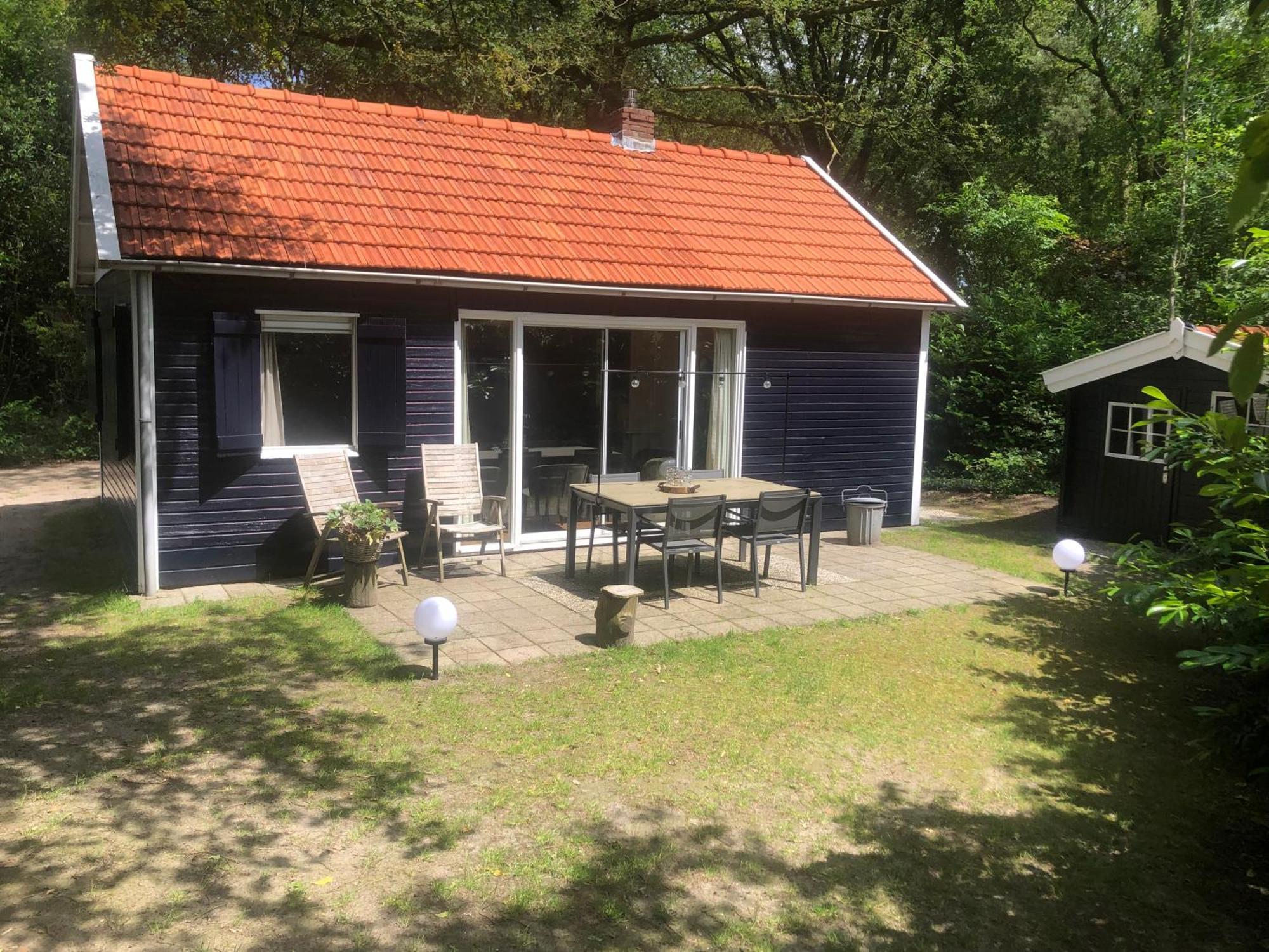 Vakantiehuis De Veldhoen Vrijgelegen Nabij De Rivier De Vecht Beerze Exterior photo