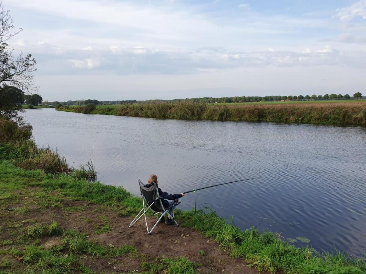 Vakantiehuis De Veldhoen Vrijgelegen Nabij De Rivier De Vecht Beerze Exterior photo